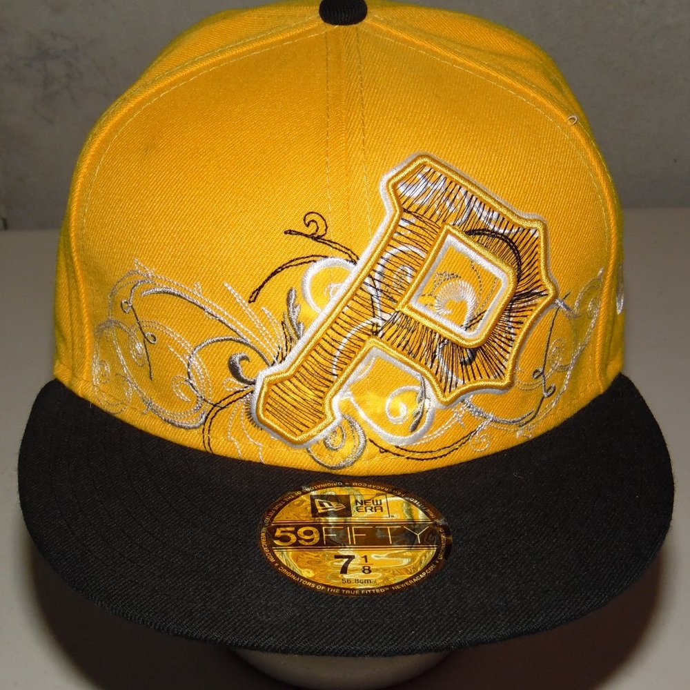 New Era Pittsburgh Pirates 7 1/8 Fitted Hat